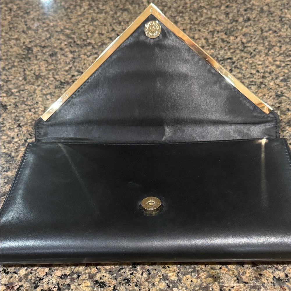 Aldo Clutch - Picture 7 of 7